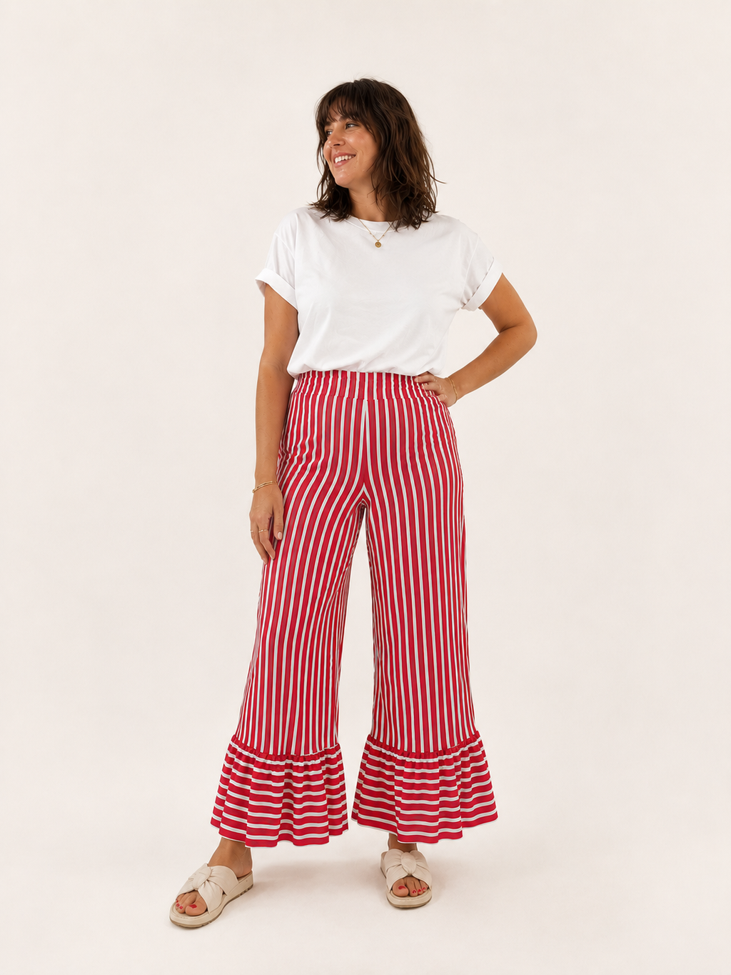Pantalon Amatio à volant rouge