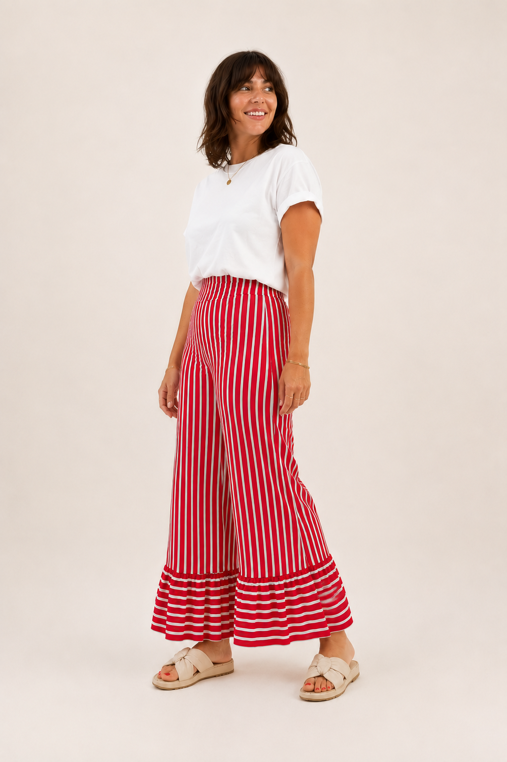 Pantalon Amatio à volant rouge