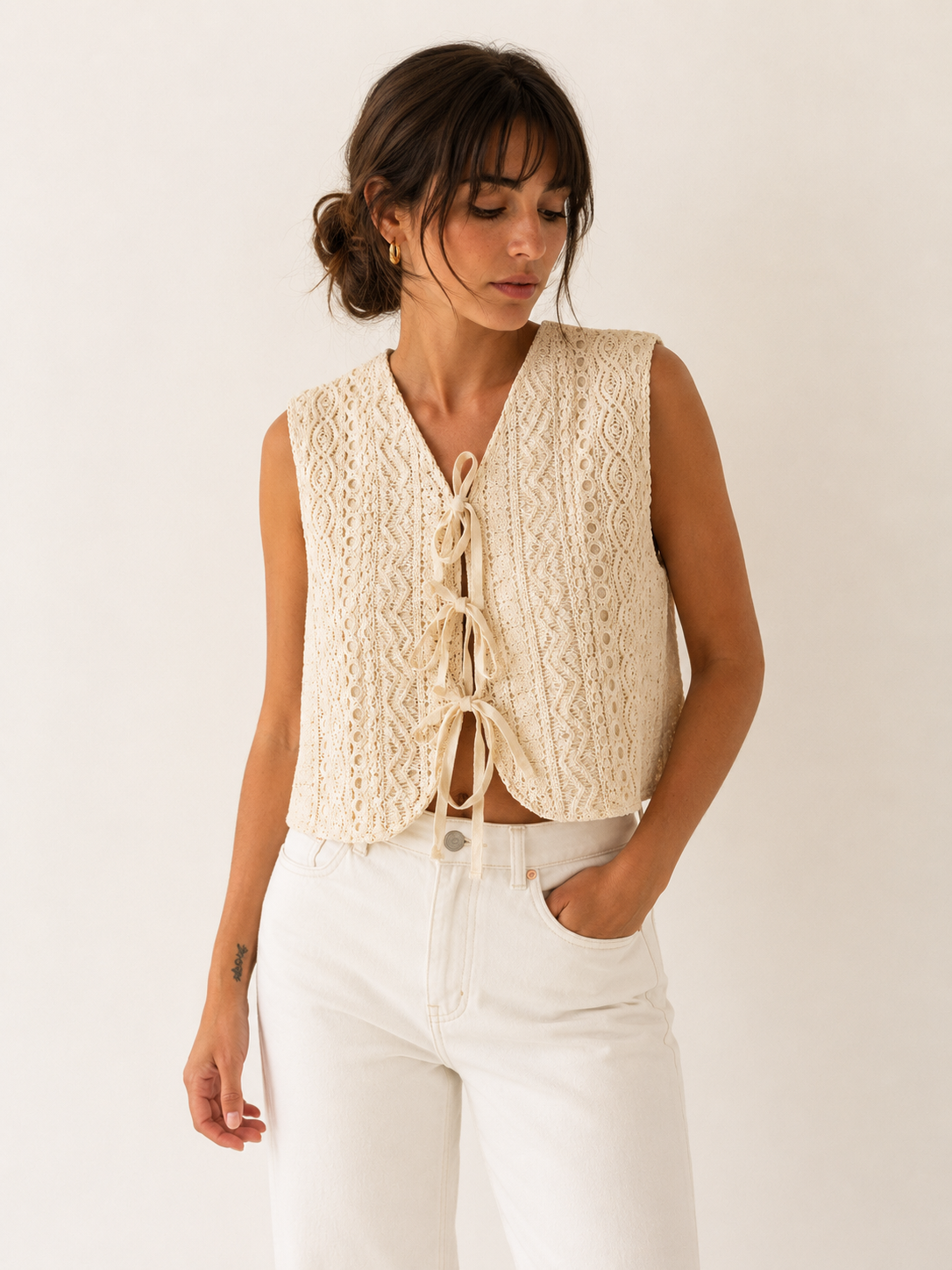 GILET CLARA A NOUETTE ECRU