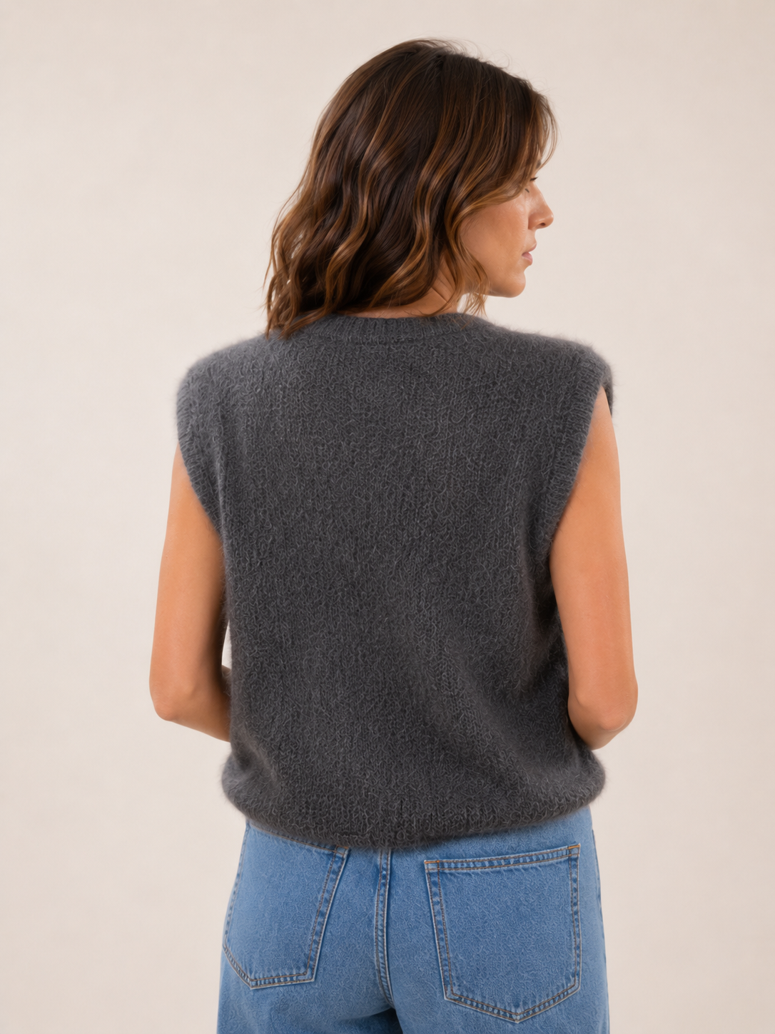 Pull sans manche gris anthracite